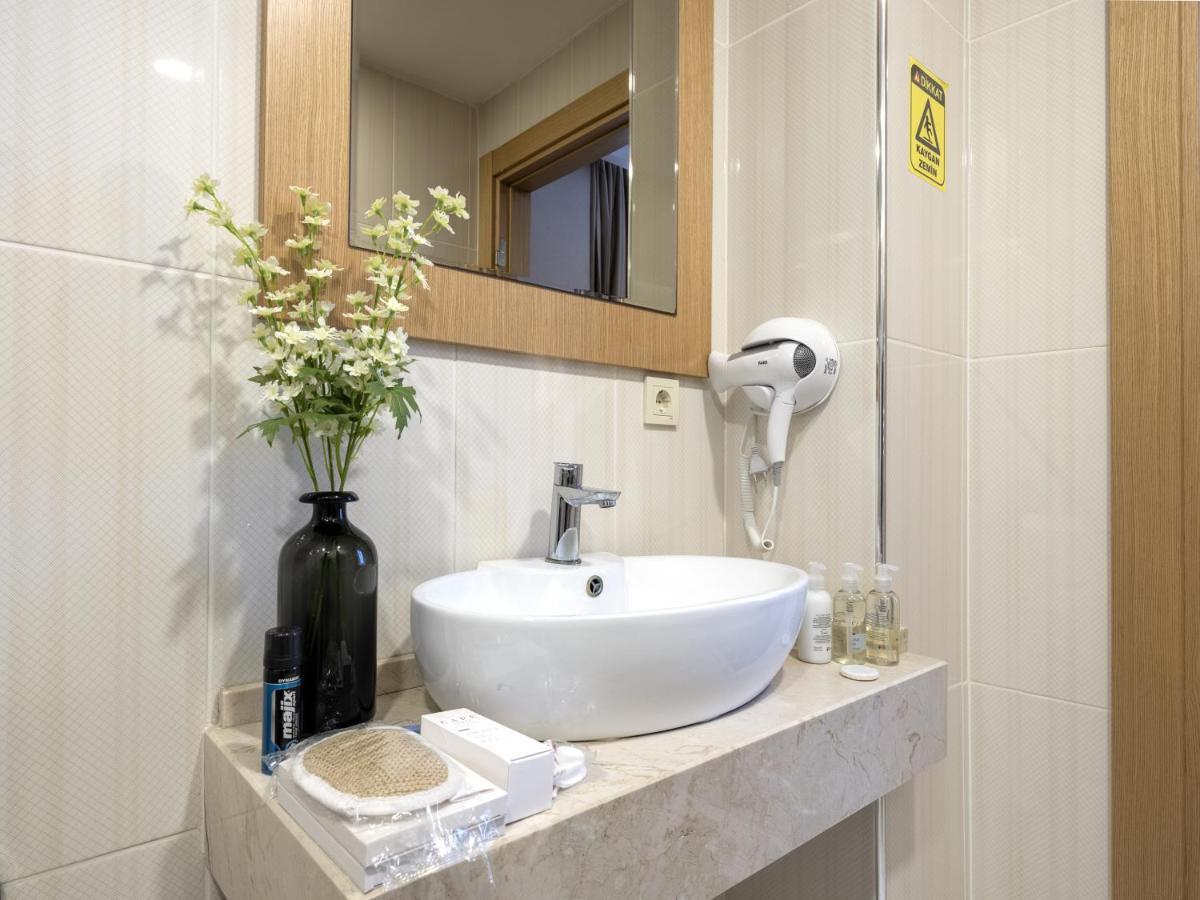 Merlin Hotel Стамбул Экстерьер фото